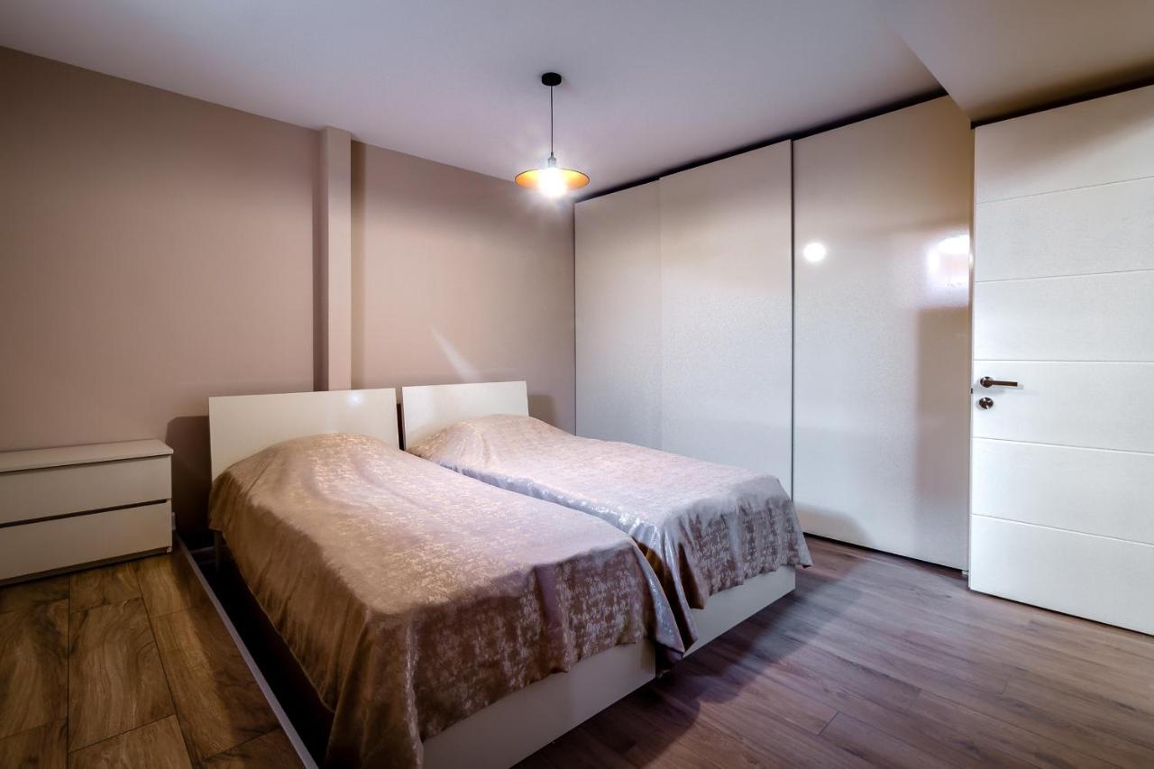 Modern Apartment In Old Tbilisi Exterior foto